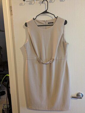 Tommy Hilfiger Beige Sheath Dress Women’s Size 16 Sleeveless Belted Knee Length
